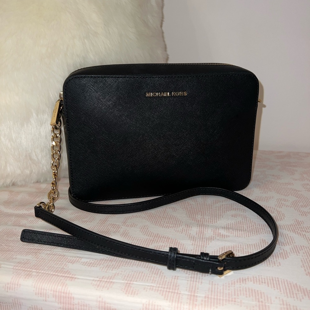 Black Michael Kors Jet Set Large Saffiano Leather Crossbody Bag
